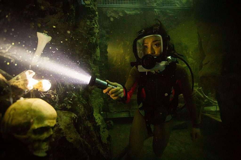 47-Meters-Down-Uncaged-Image